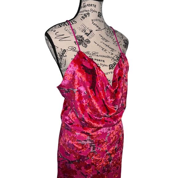 Boohoo Pink Devore Velvet Floral Cowl Neck Maxi Dress Size 4 Y2K Wedding EUC - Picture 4 of 16